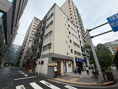 外観：飽きのこないシンプルモダンな外観です。
