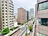 バルコニー：眺望や窓からの景色が良いと、家で過ごす時間も快適です。