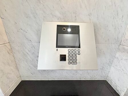 オートロックついていますので、セキュリティ面でも安心です。