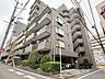 外観：忙しく過ぎゆく日常を置き去るほど、ゆったりした時間が流れる住環境。