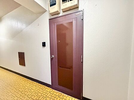 清潔感のある落ち着いた雰囲気の玄関です。