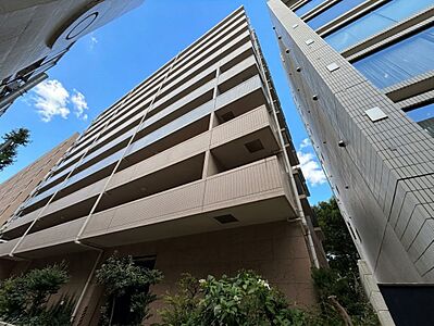 外観：飽きのこないシンプルモダンな外観です。