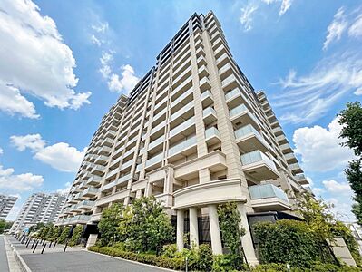 外観:飽きのこないシンプルモダンな外観です。 外観:飽きのこないシンプルモダンな外観です。