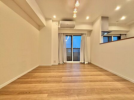 充実した生活は伸びやかな居室空間から始まります。