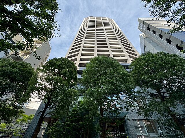 外観 ファーストリアルタワー新宿 25階/-