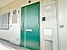 玄関：清潔感のある落ち着いた雰囲気の玄関です。