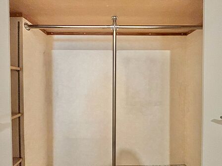 家電やスーツケース、ストック品など何でも片付く嬉しい空間です。