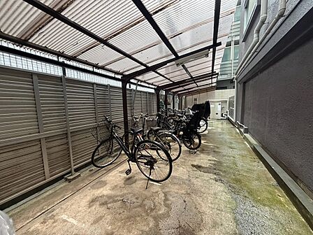 駐輪場も綺麗に整頓されています。※空き状況は都度ご確認下さい。