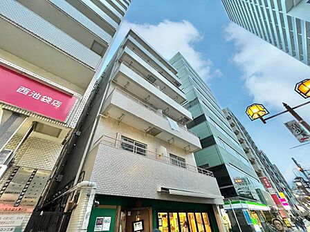 忙しく過ぎゆく日常を置き去るほど、ゆったりした時間が流れる住環境。