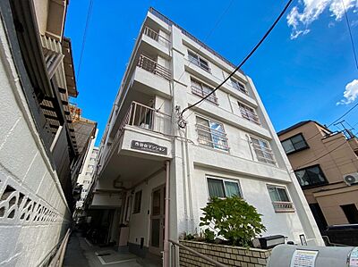 外観:飽きのこないシンプルモダンな外観です。 外観:飽きのこないシンプルモダンな外観です。