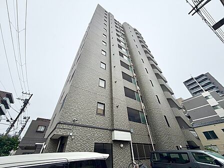 忙しく過ぎゆく日常を置き去るほど、ゆったりした時間が流れる住環境。