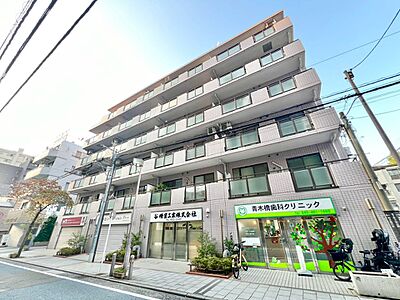 外観:飽きのこないシンプルモダンな外観です。 外観:飽きのこないシンプルモダンな外観です。