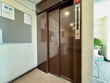 エレベーター完備のため荷物が多くなっても安心。