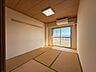 寝室：快適に・伸びやかに。心の潤いを求める方々へ。