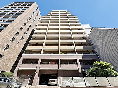 外観：飽きのこないシンプルモダンな外観です。