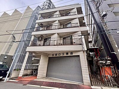 外観：飽きのこないシンプルモダンな外観です。