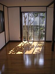 居間