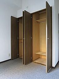 ラフィネ大崎 1階2LDKの室内