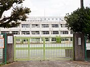 世田谷区立九品仏小学校（333m）