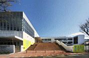 品川区立豊葉の杜学園（111m）