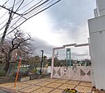 目黒区立宮前小学校（279m）