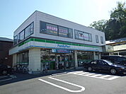 ファミリーマート ミナワ船越店（1329m）