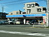 周辺：ローソン釜利谷東七丁目店（221m）