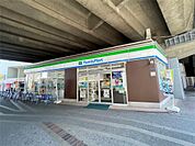 ファミリーマート 浦安駅東口店（347m）