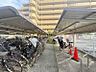 その他：屋根付きの駐輪場とバイク置場です◎
