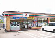 コンビニ「セブンイレブン 宇都宮雀宮中店まで555m」