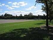 公園「けやき台公園まで1932m」