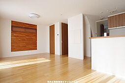 岩曽町戸建 1 3LDKのリビング/ダイニング