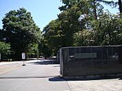 図書館「宇都宮大学附属図書館まで1368m」