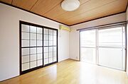 類似室内