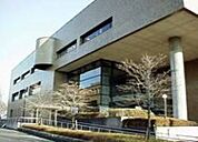 図書館「宇都宮市立中央図書館まで3357m」