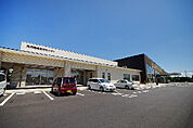 役所「河内自治センターまで1184m」