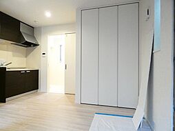 アルカ・フェリーチェII 1階ワンルームのリビング/ダイニング