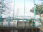 上一色南小学校（98m）