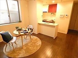 JR山手線 日暮里駅 徒歩14分の賃貸マンション 2階1LDKのリビング/ダイニング