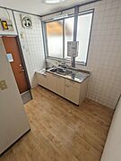 キッチンに窓あり