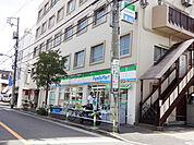ファミリーマート 滝野川一丁目店（354m）