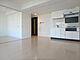 リビング...