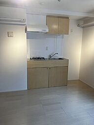 ストラート王子神谷 1階ワンルームのリビング/ダイニング