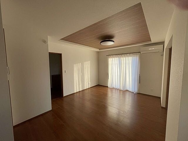 室内 伊勢崎市境新栄