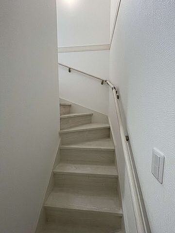 室内 伊勢崎市国定町2丁目