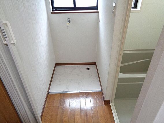 室内洗濯機置き...