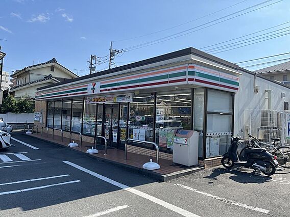 セブンイレブン...