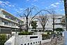 周辺：横浜市立北方小学校山手・元町エリアに近く、落ち着いた住宅環境の中で学べる地域に親しまれる小学校。 1210m