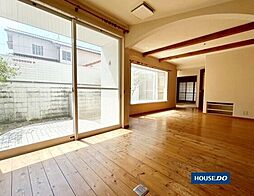 居間