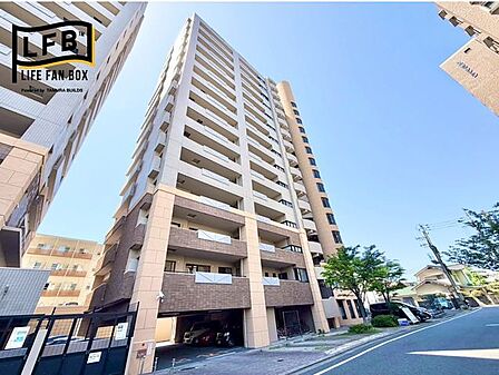 戸畑中央小学校まで徒歩7分の立地です♪